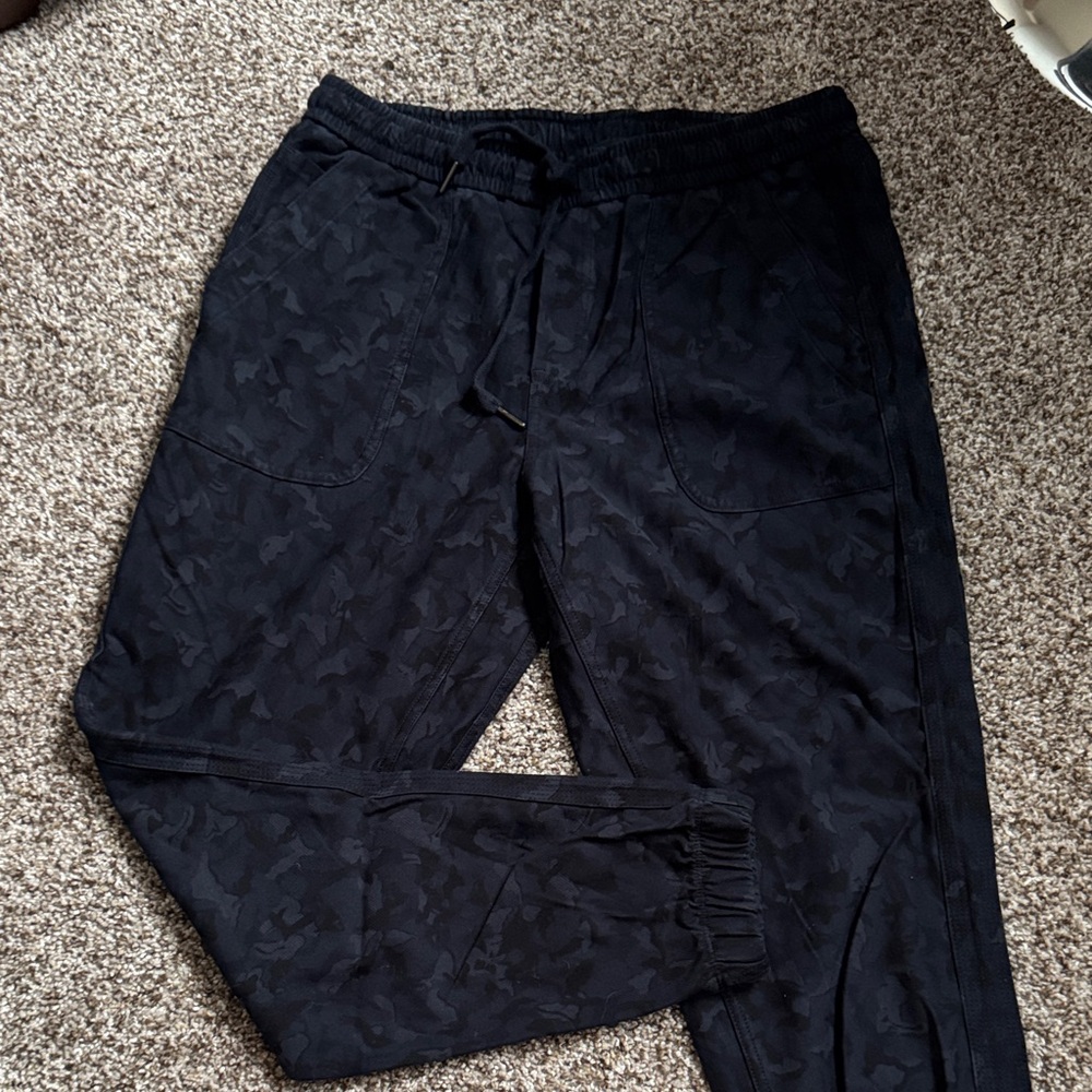 Athleta Camouflage Women's Joggers